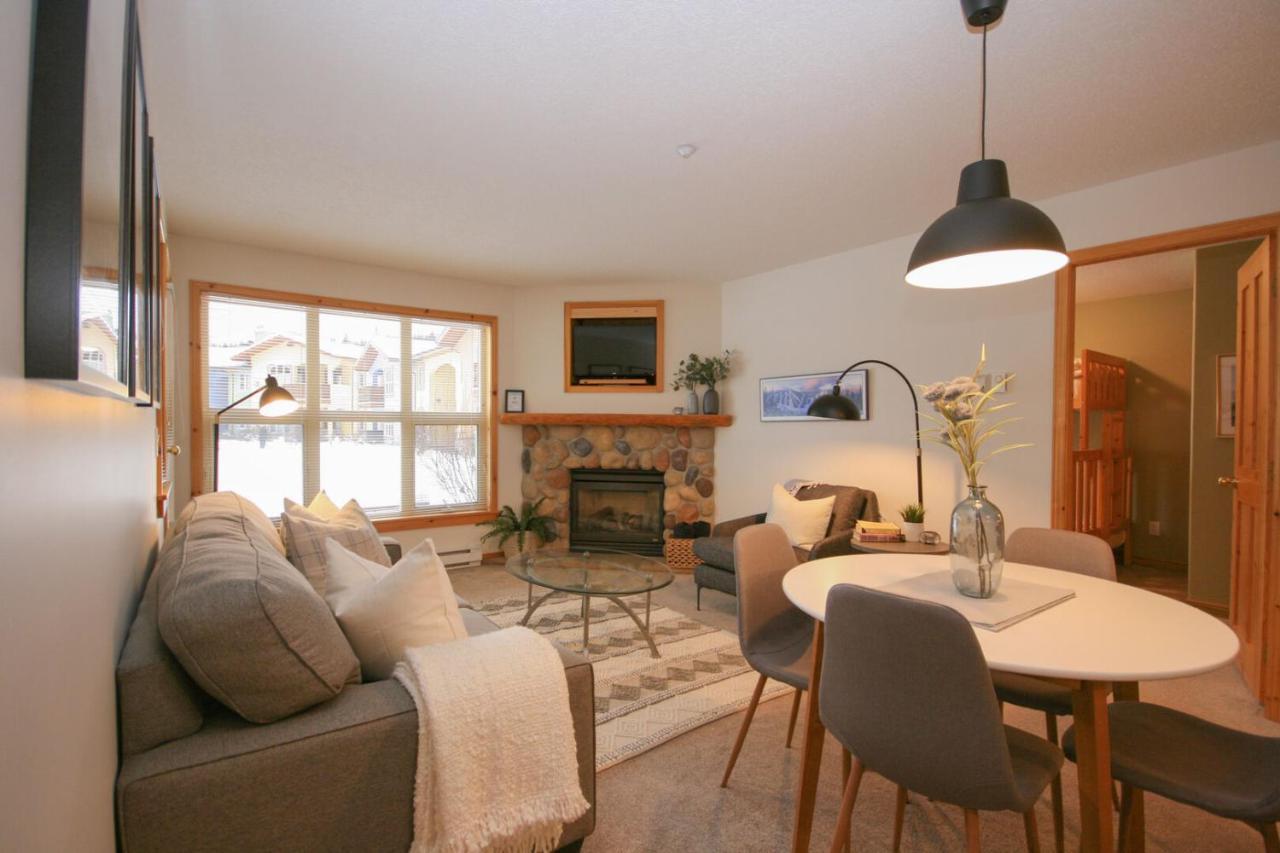 Crystal Forest 2Br Ski In Ski Out With Private Hot Tub Sun Peaks Exterior photo